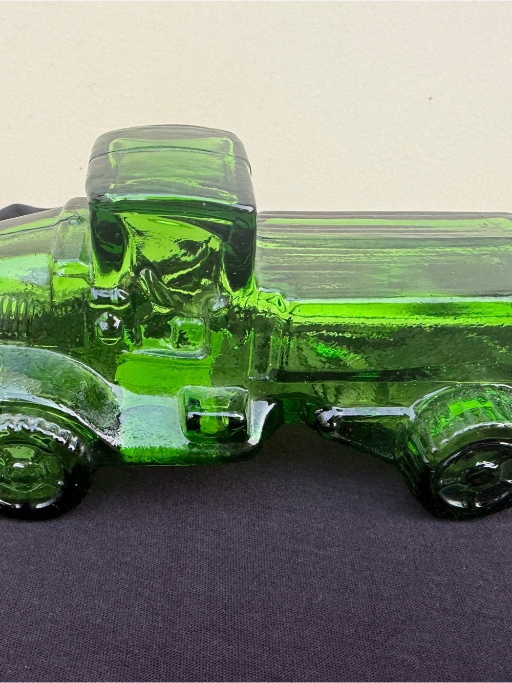 Avon Big Mack Green Glass Bottle Green Truck 70’s Empty Decor